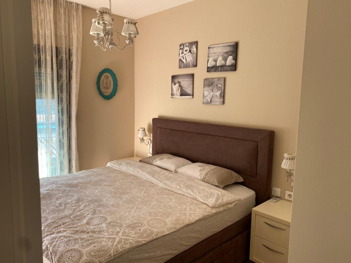Apartment Sofia, City Centar Подгорица Екстериор снимка